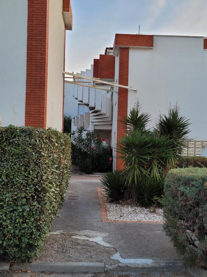 Tahiti Beach, T2 A La Mer, Piscine, Terrasse Et Parking Frontignan Exterior foto