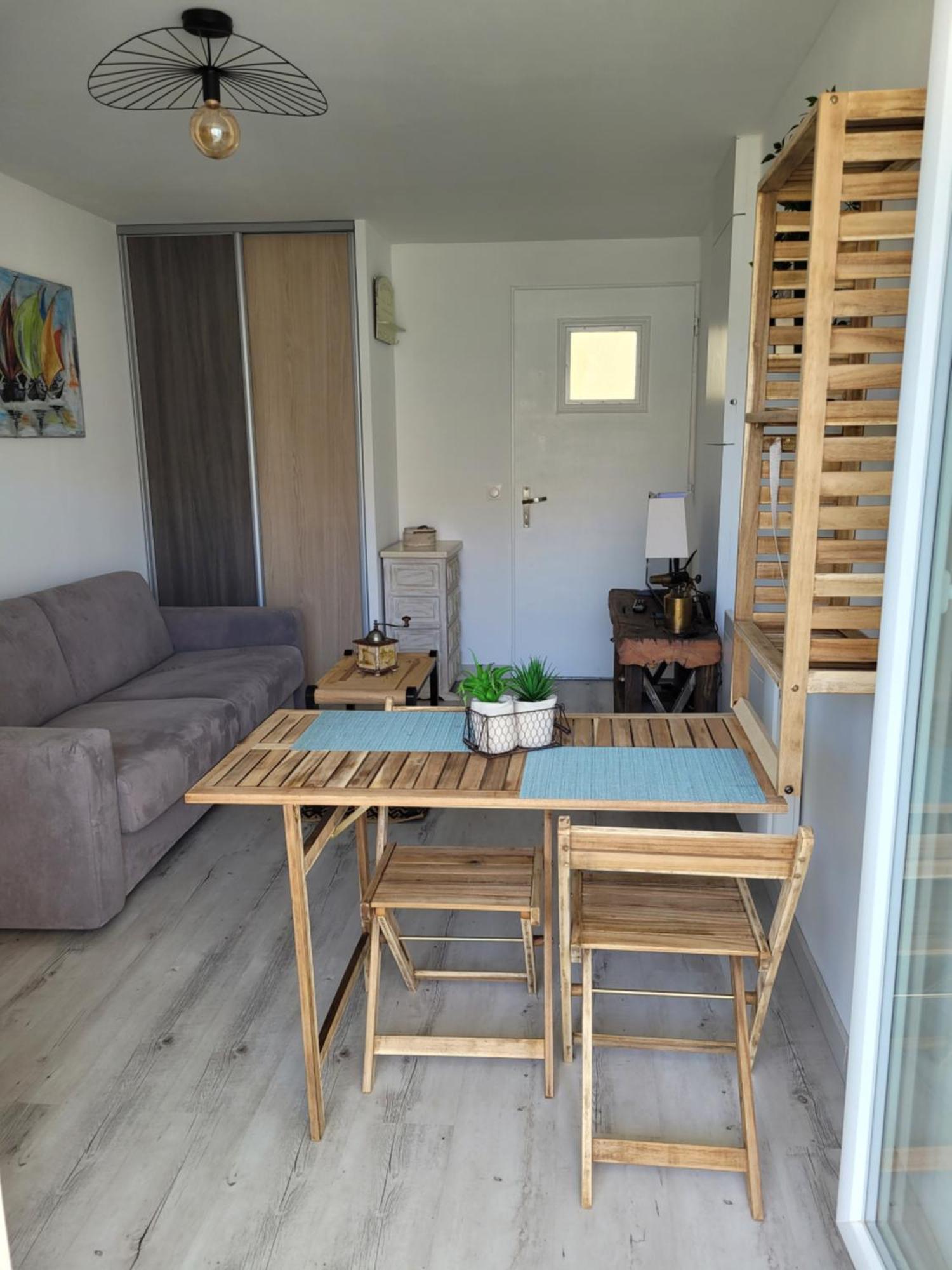 Tahiti Beach, T2 A La Mer, Piscine, Terrasse Et Parking Frontignan Exterior foto